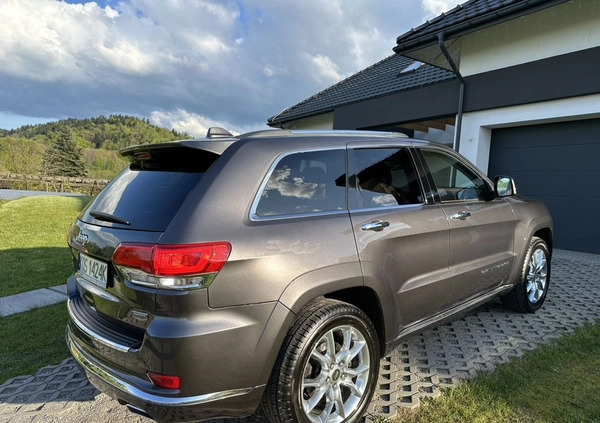 Jeep Grand Cherokee cena 114000 przebieg: 123600, rok produkcji 2014 z Andrychów małe 742